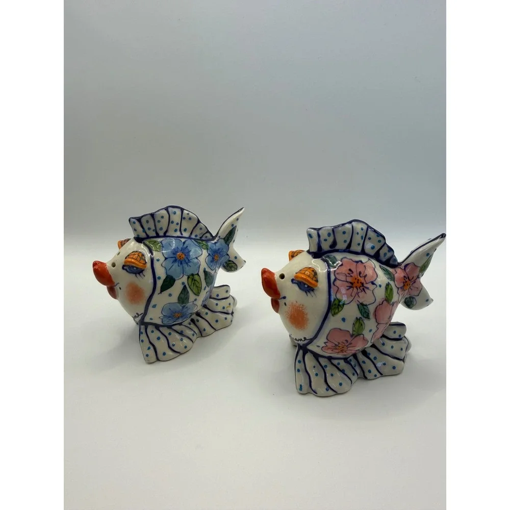 2002 Authentic Diane Stoneware Kissing Fish Salt and Pepper Shaker Ceramic 2002